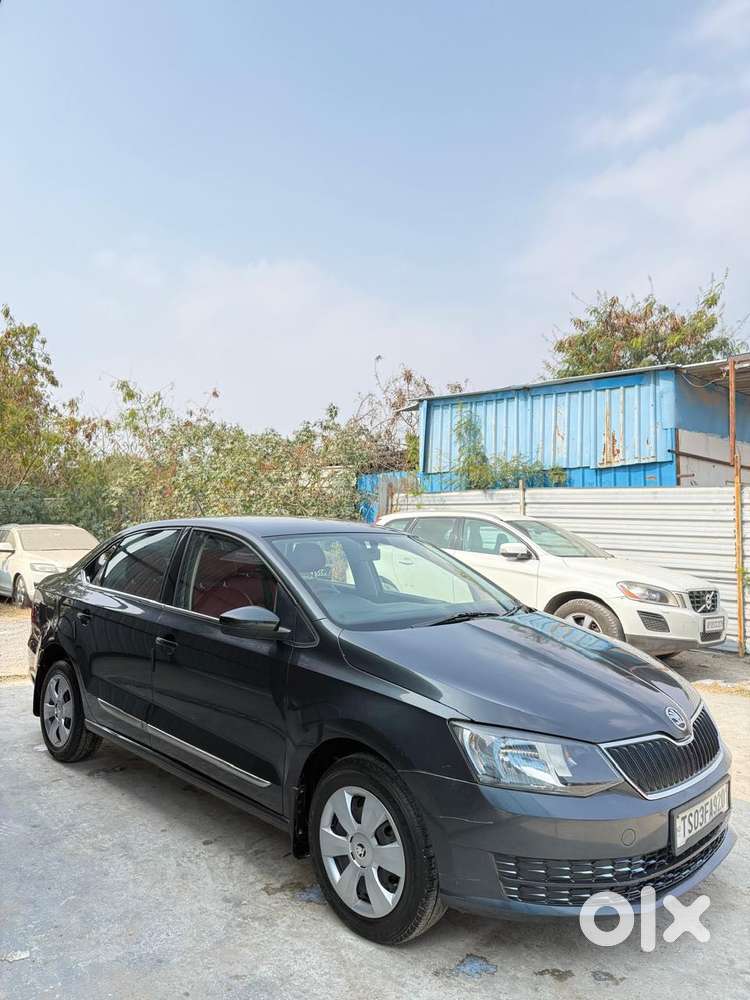 Skoda Rapid 1.0 Style At, 2020, Petrol