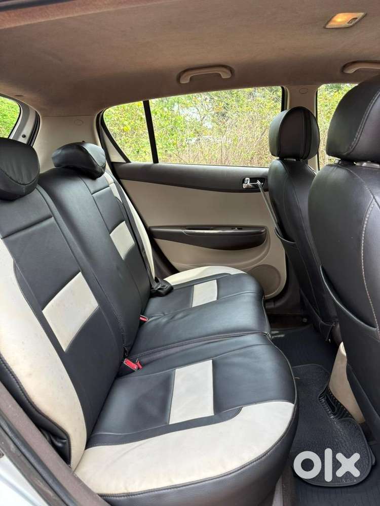 Hyundai I20 2010 Petrol Well Maintained