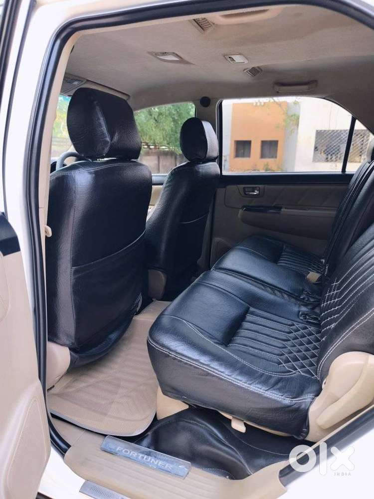Toyota Fortuner 4x2 Manual, 2014, Diesel