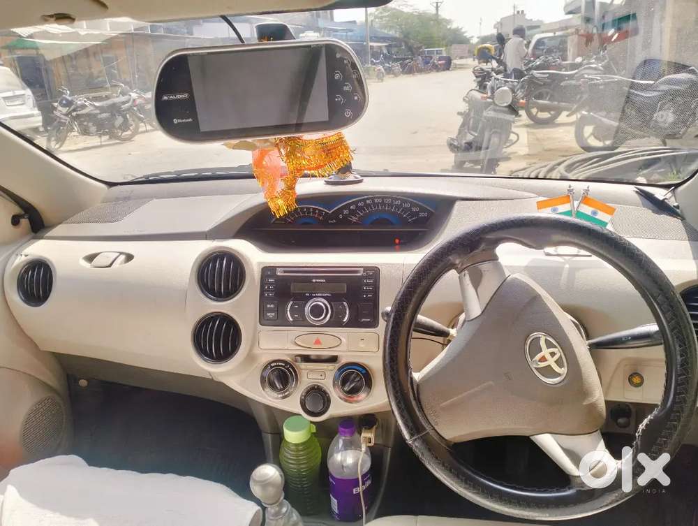 Toyota Etios 2015 Diesel 300000 Km Driven