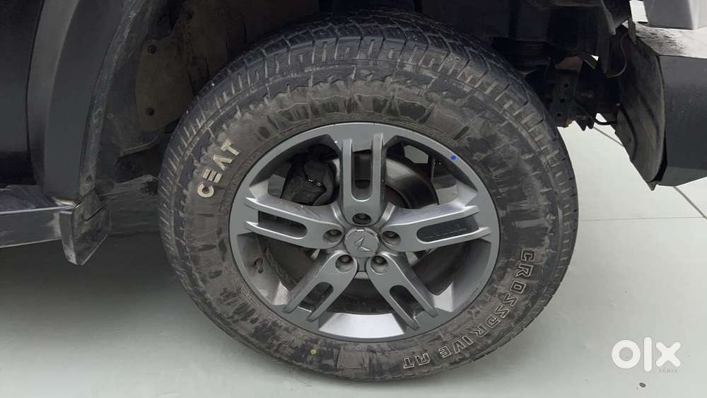 Mahindra Thar Lx Hard Top Petrol Mt 4wd, 2023, Petrol