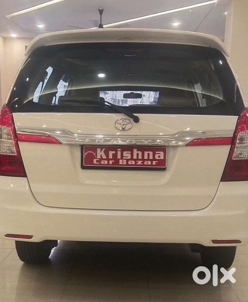 Toyota Innova 2.5 Zx Diesel 7 Seater Bsiii, 2014, Diesel
