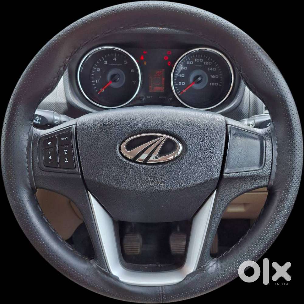 Mahindra Tuv 300 T10, 2018, Diesel