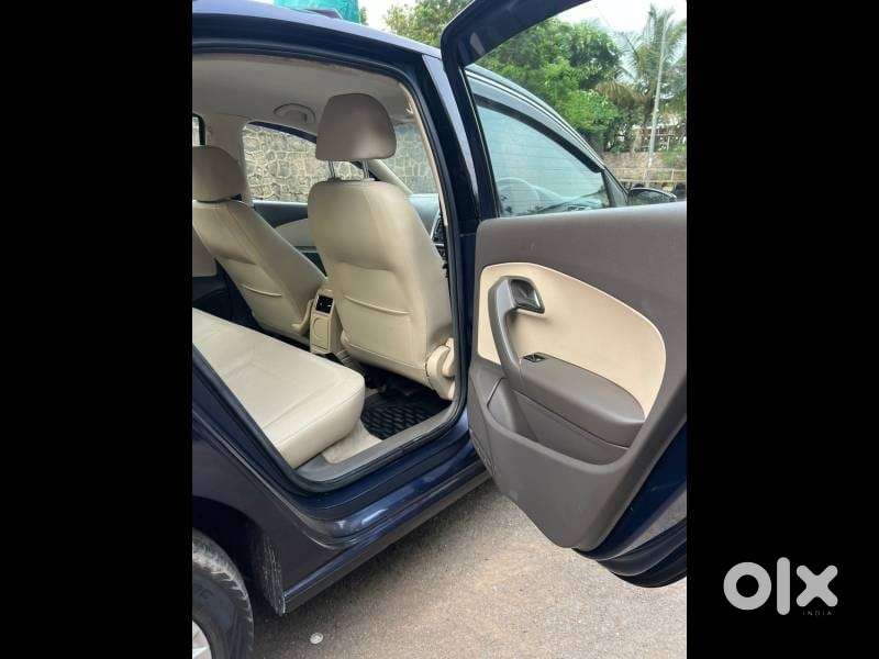 Volkswagen Vento 2010-2013 Petrol Highline, 2015, Petrol