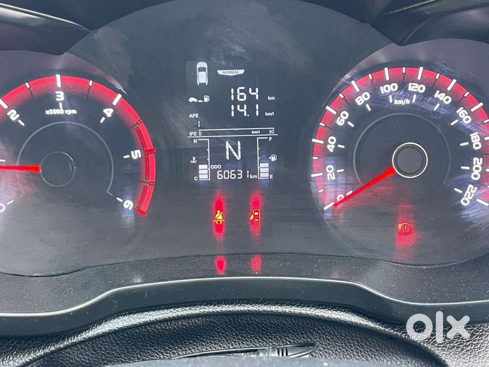 Mahindra Xuv300 W6 Diesel, 2023, Diesel