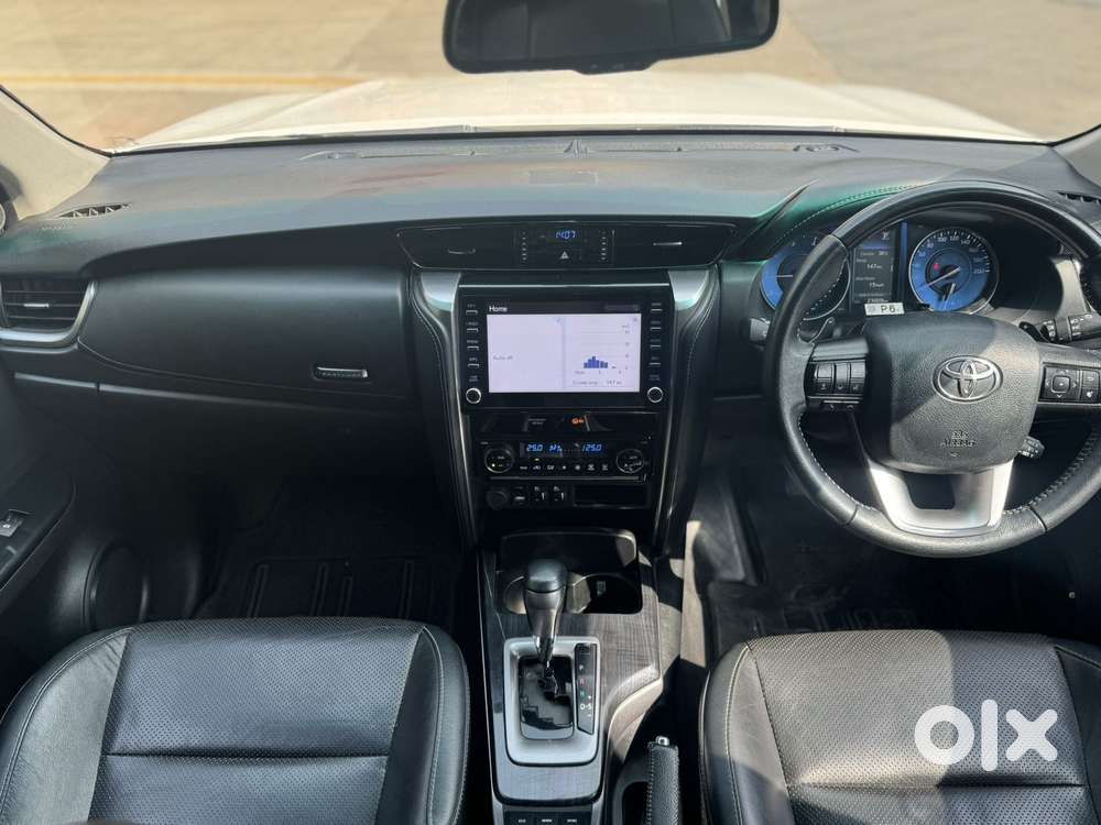 Toyota Fortuner [2021-ongoing] 2.8 2wd Diesel At, 2023, Diesel