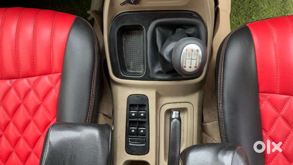 Mahindra Tuv 300 Mhawk100 T8, 2018, Diesel