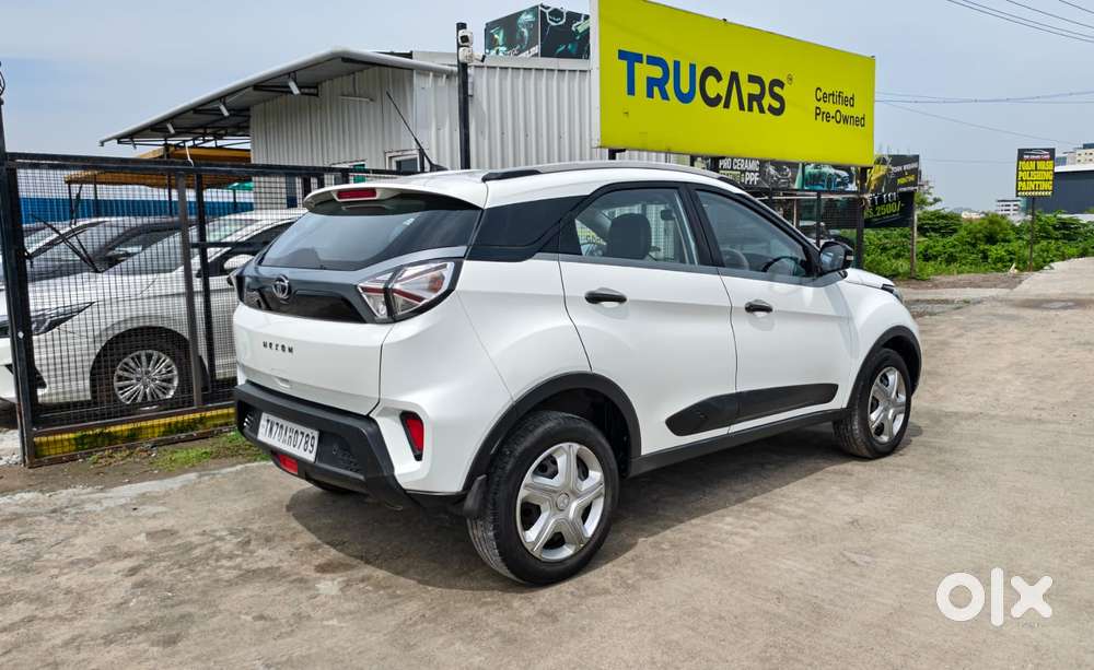 Tata Nexon 1.5 Revotorq Xm (s), 2021, Petrol