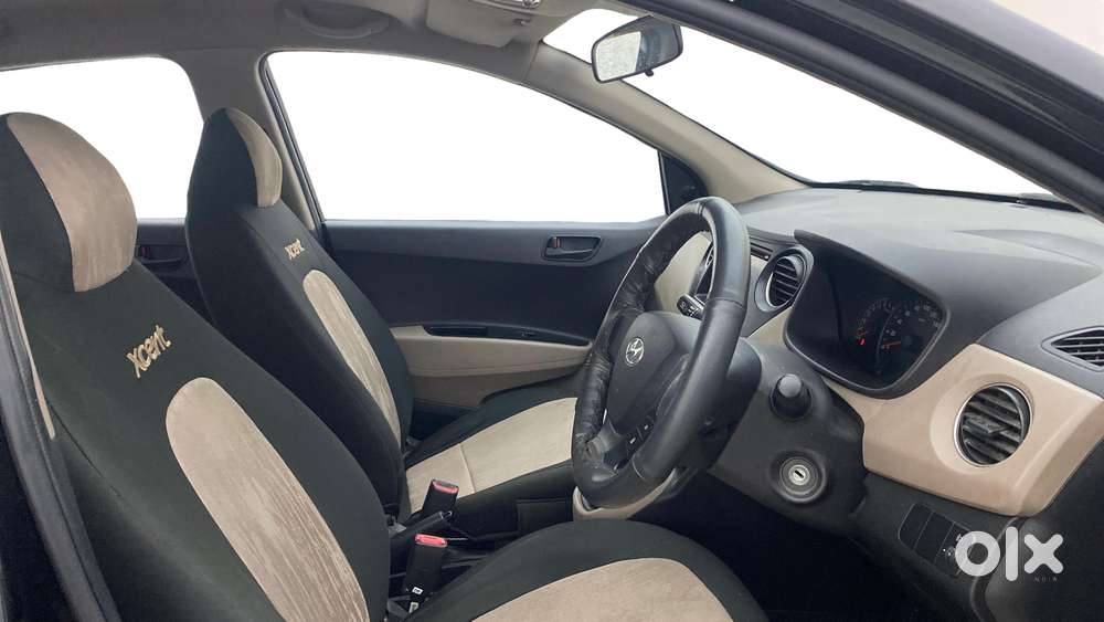 Hyundai Xcent Base 1.2, 2015, Petrol