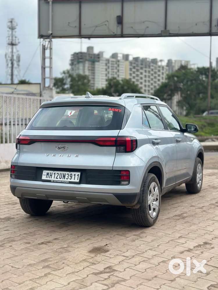 Hyundai Venue 1.2 S Plus, 2022, Petrol