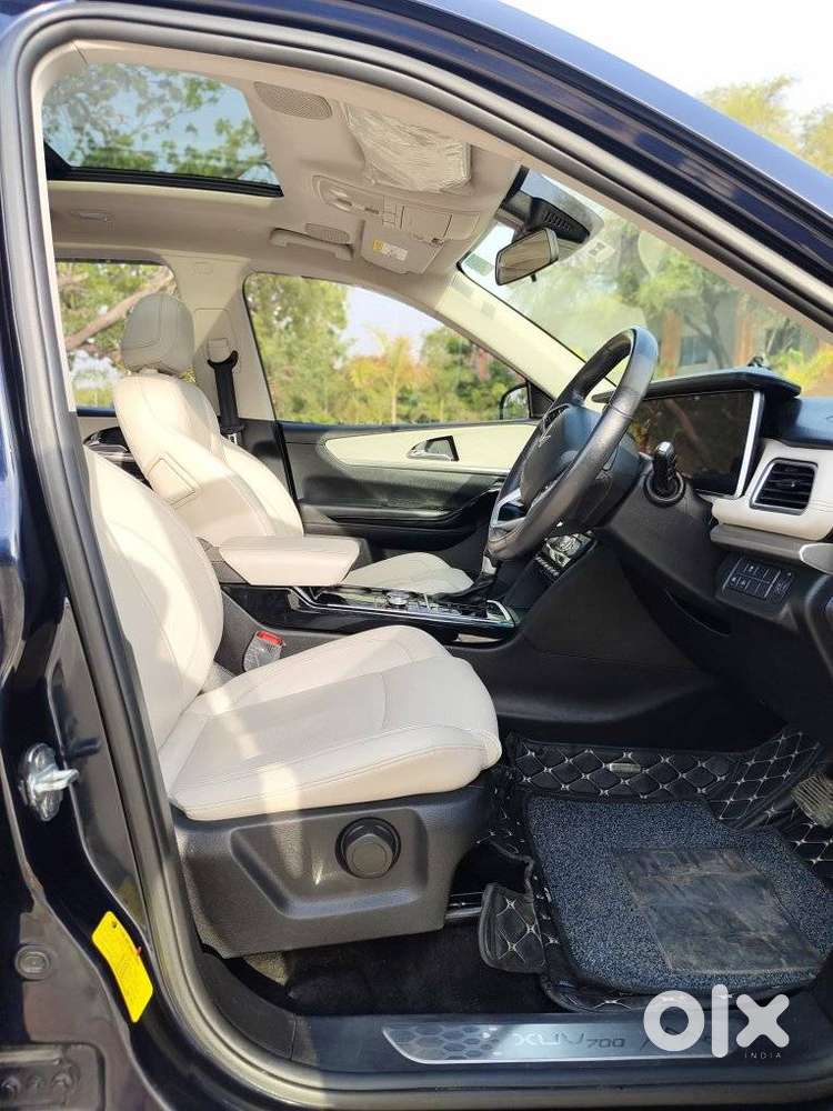 Mahindra Xuv700 2.2 Ax 7 Diesel At Str Awd, 2024, Diesel