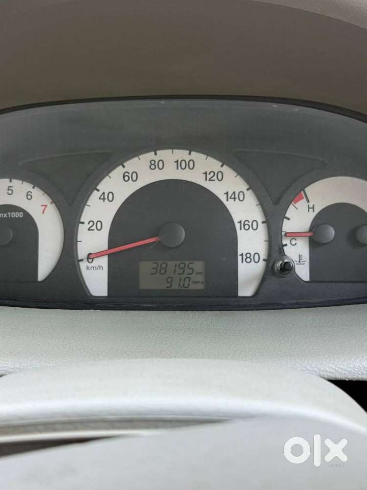 Mahindra Quanto C4, 2013, Diesel