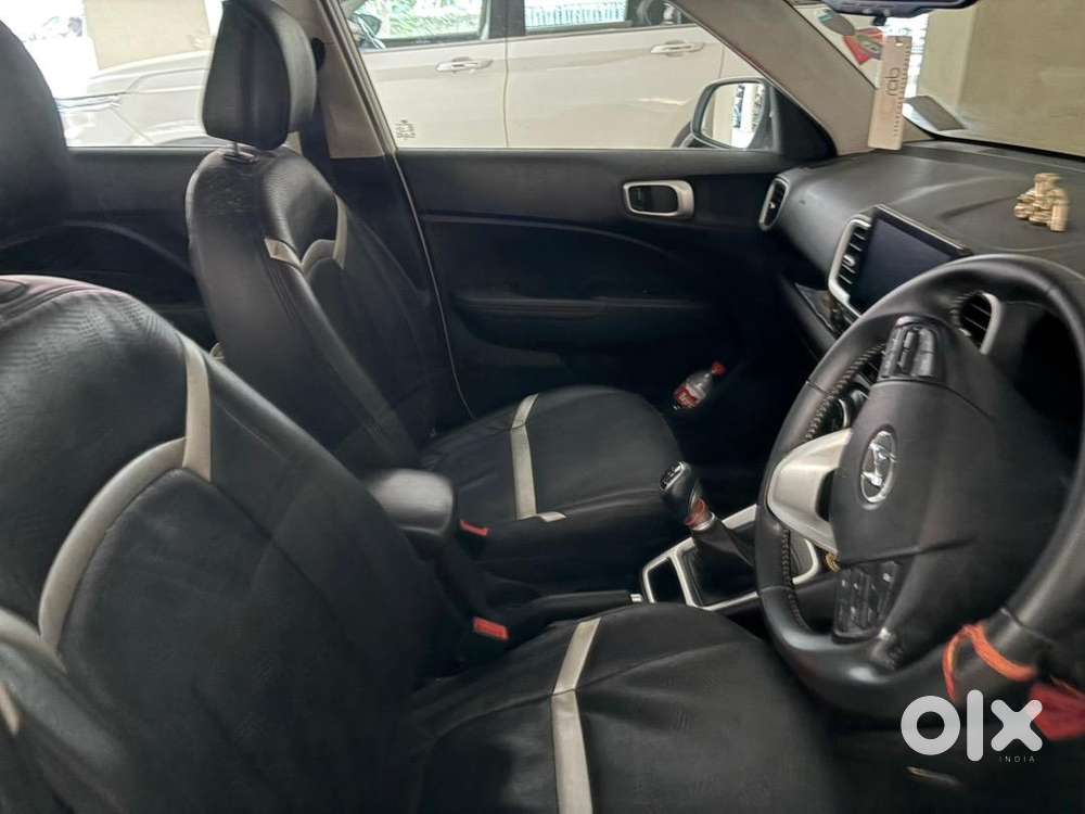 Hyundai Venue 2020 Petrol 49621 Km Driven