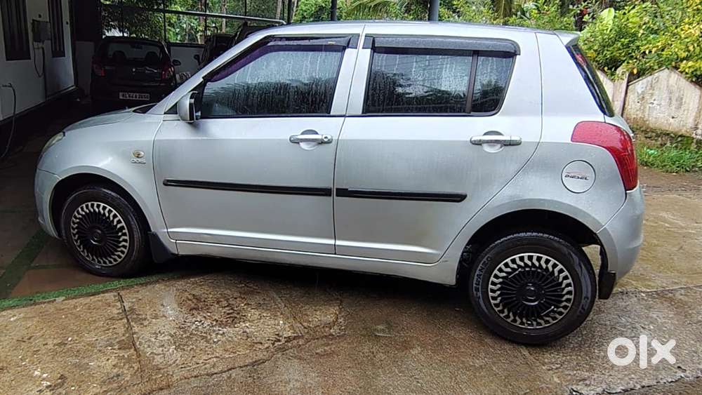 Maruti Suzuki Swift Ldi Optional, 2010, Diesel