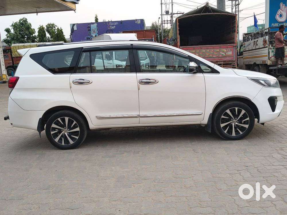 Toyota Innova Crysta 2.4 Z 7 Str, 2022, Diesel