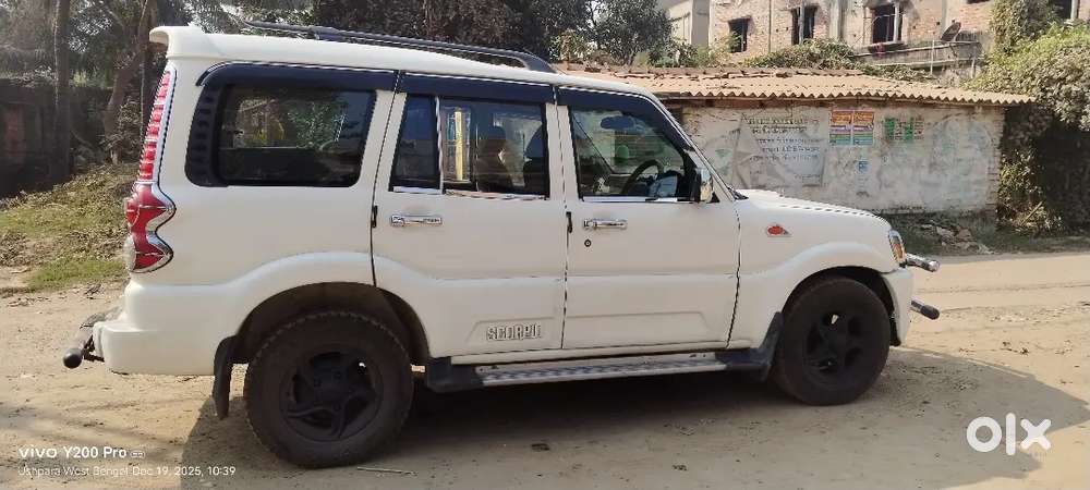 Mahindra Scorpio Diesel 2010 Car