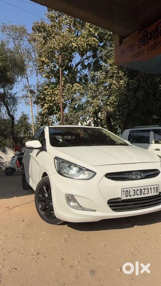 Hyundai Verna 2012 Diesel 90000 Km Driven