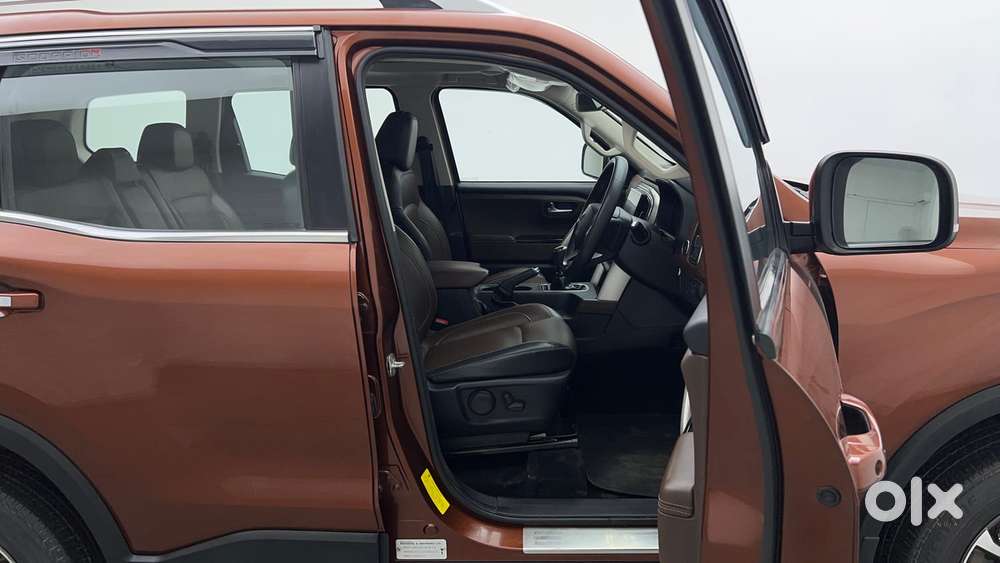 Mahindra Scorpio N Z8 L Petrol Mt 7 Str, 2022, Petrol