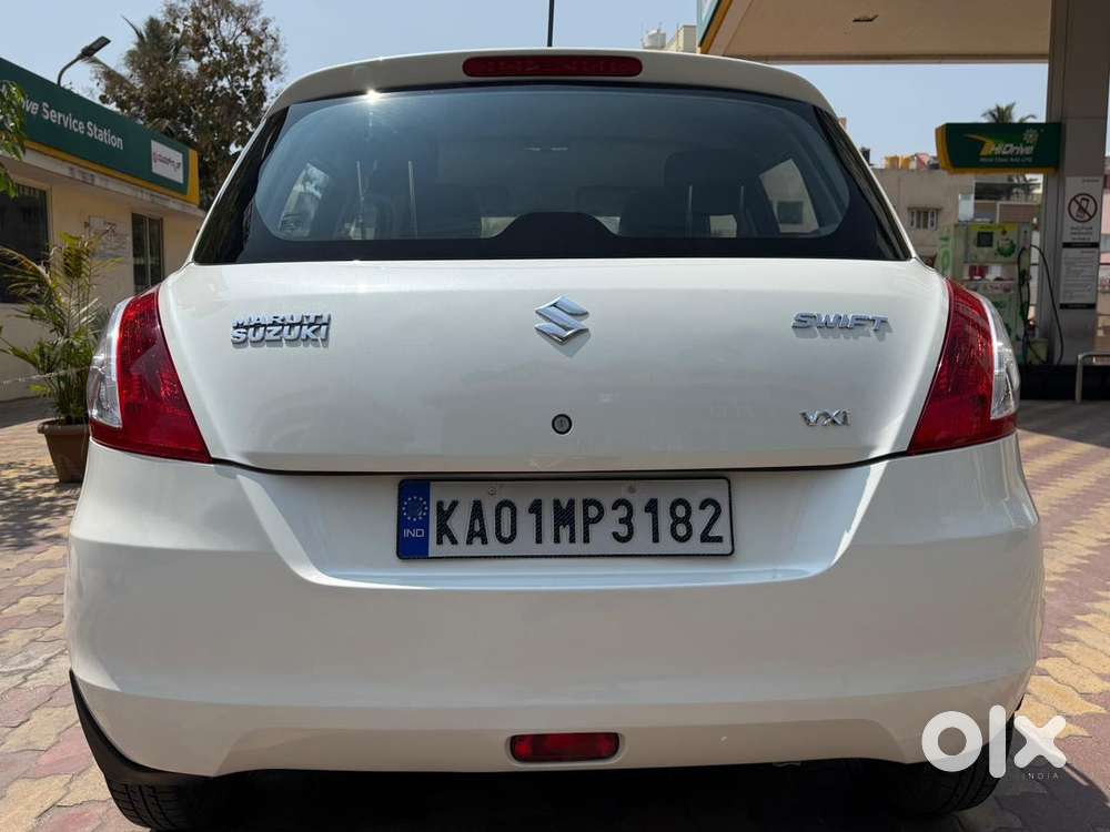 Maruti Suzuki Swift Vxi, 2016, Petrol