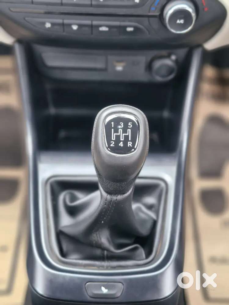 Tata Altroz 1.2 Xm Plus 2025