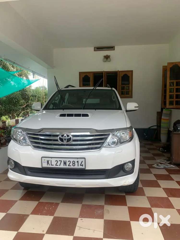 Toyota Fortuner Diesel 2012 4x4 Mt In Very Good Condition