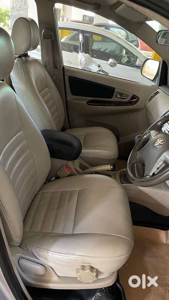 Innova 2.5v