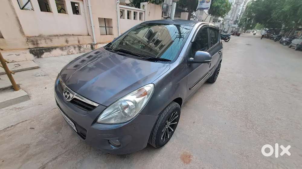 Hyundai I20 Sportz Petrol 2012 Model