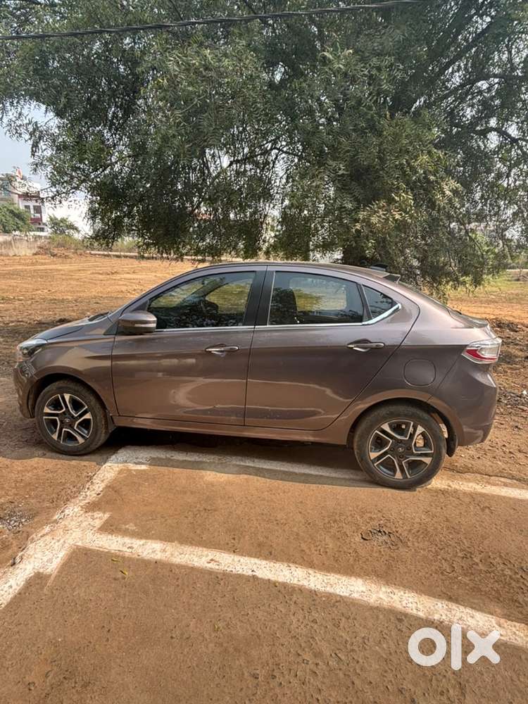 Tata Tigor Petrol 2019
