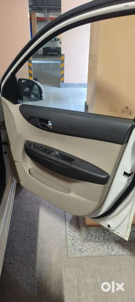 Hyundai I20 Magna Petrol 2012