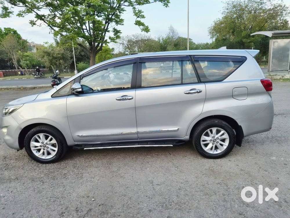 Toyota Innova Crysta 2.8 Gx At 7 Str, 2017, Diesel
