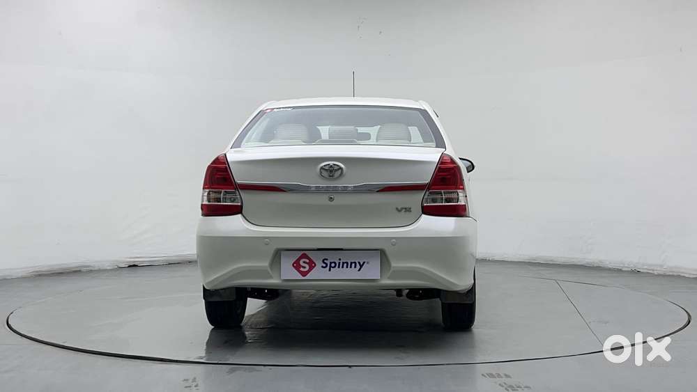 Toyota Platinum Etios 1.5 Vx, 2018, Petrol