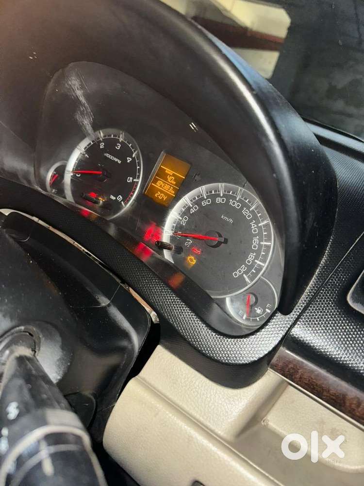 Maruti Suzuki Swift Dzire 2013 Diesel Well Maintained