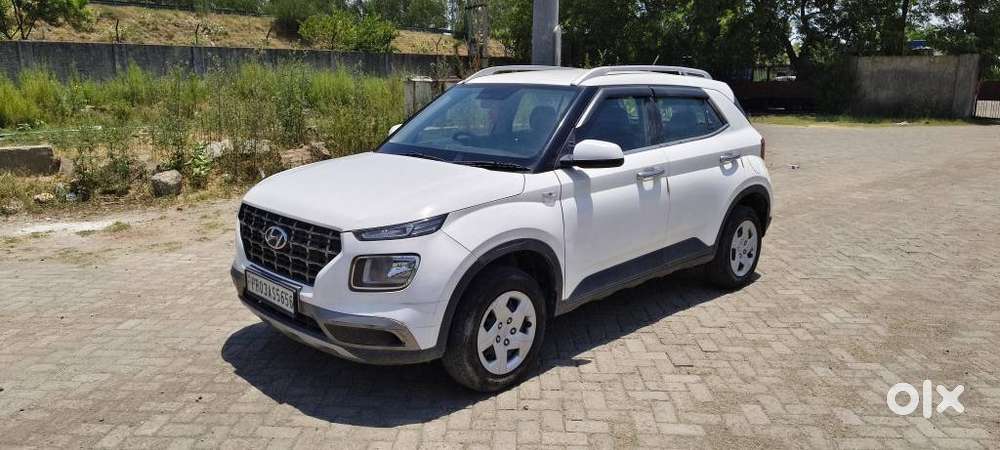 Hyundai Venue S Mt 1.2 Kappa, 2022, Petrol