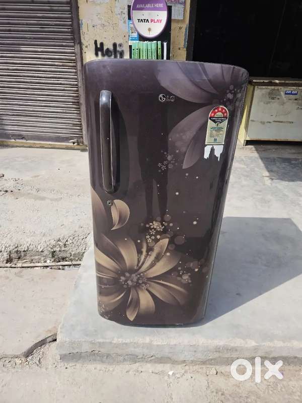 Working connection single door fridge
