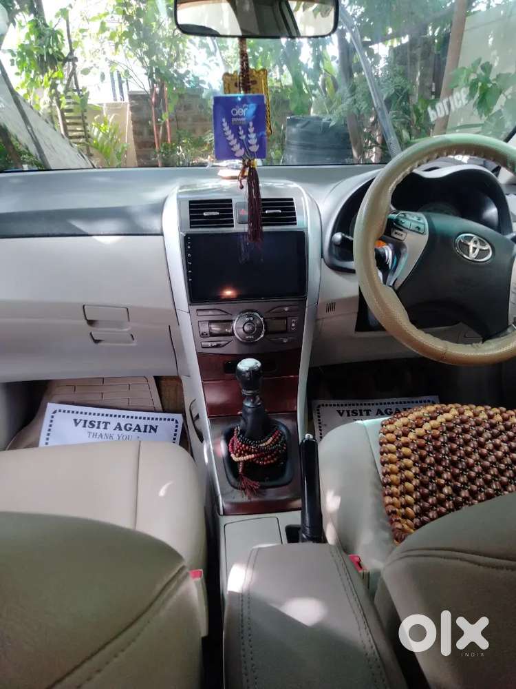 Toyota Corolla Altis 2011
