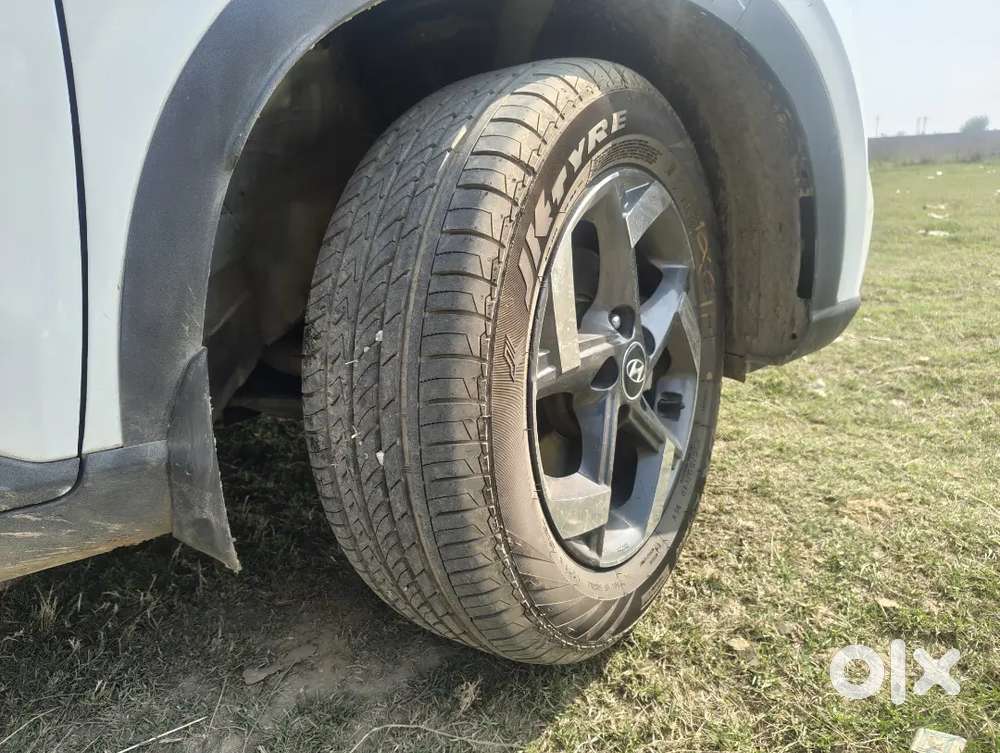 Hyundai Venue 2020 Diesel 65000 Km Driven