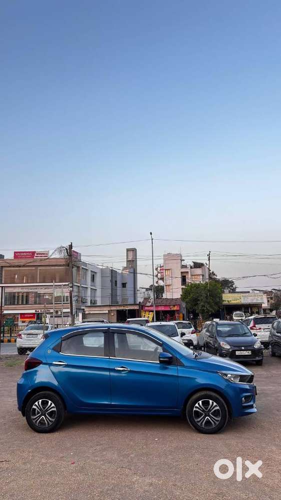 Tata Tiago 1.2 Revotron Xt Cng, 2024, Cng & Hybrids