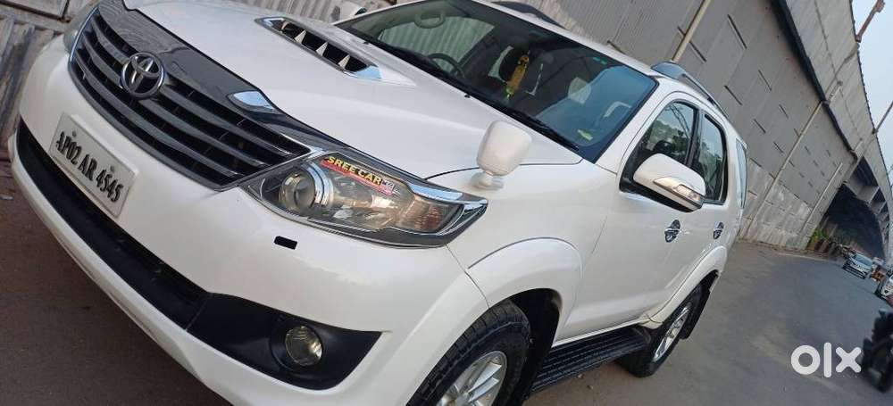 Toyota Fortuner 3.0 4x2 Mt, 2014, Diesel