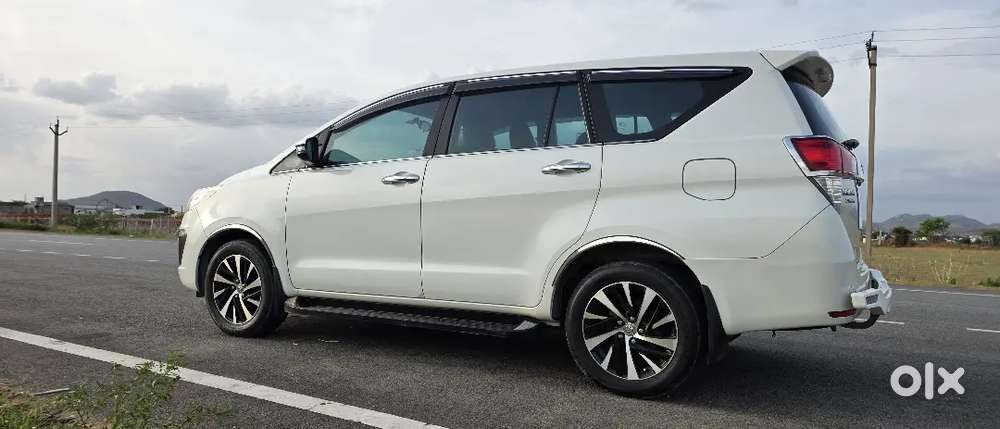 Toyota Innova Crysta 2.4 Z 7 STR 2021