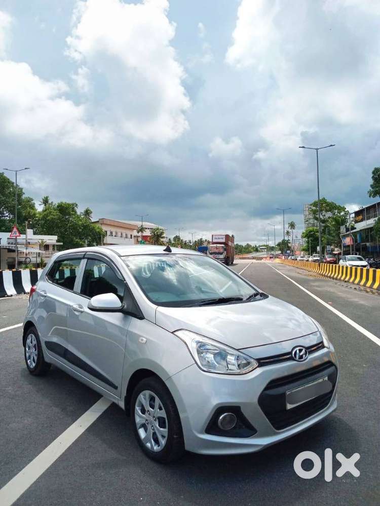 Hyundai Grand I10 Magna O At Petrol, 2016, Petrol