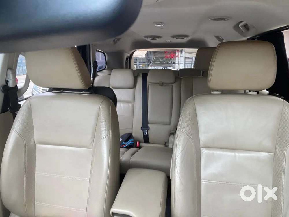 Ford Endeavour 2016