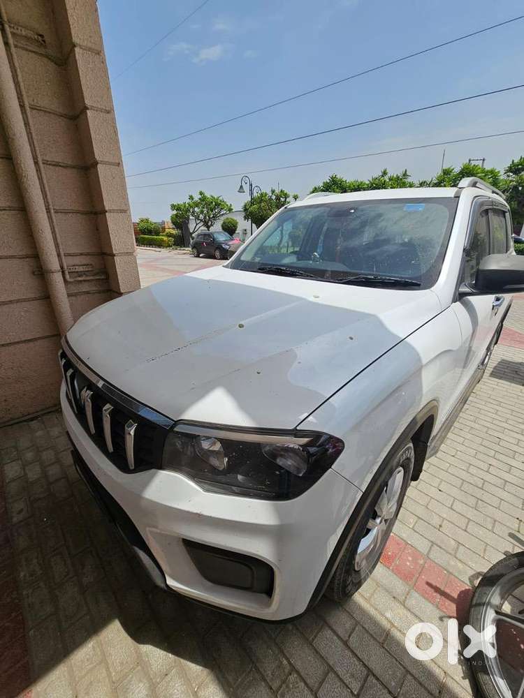 Scorpio N Z2 Petrol