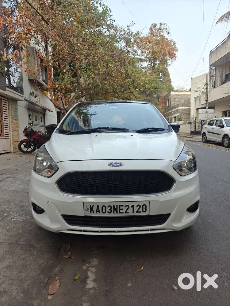 Ford Figo Titanium 1.2 Petrol 1st Owner In Excellent Condition