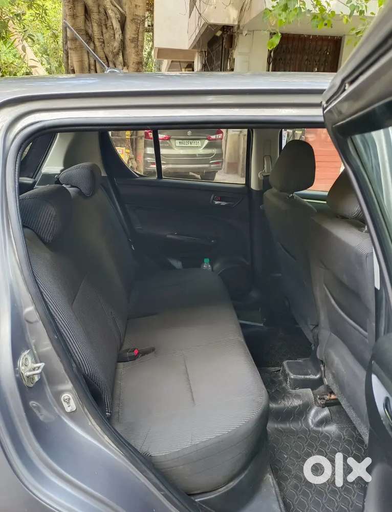 Maruti Suzuki Swift Zxi 2012 Petrol Brand New Tayers