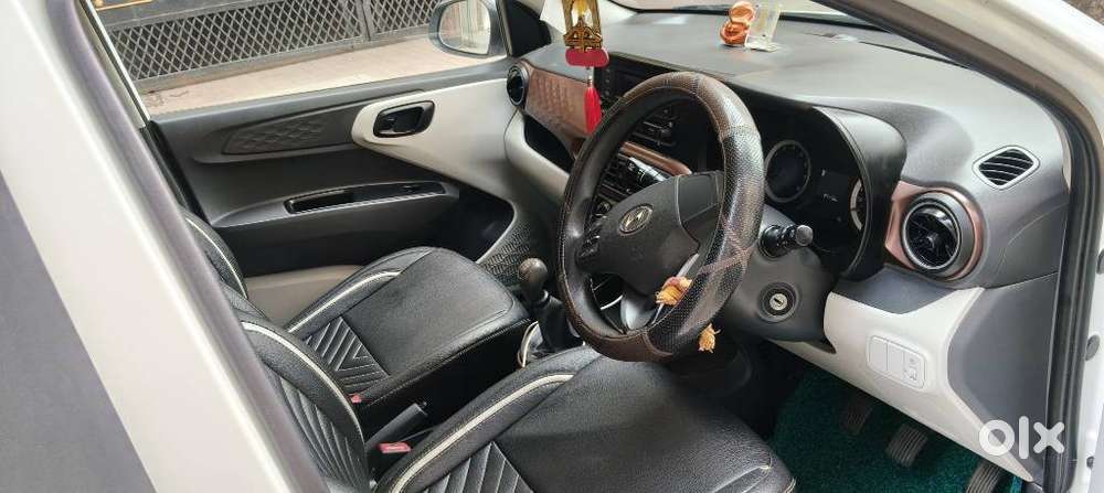 Hyundai Aura 1.2 S Petrol Amt, 2020, Petrol