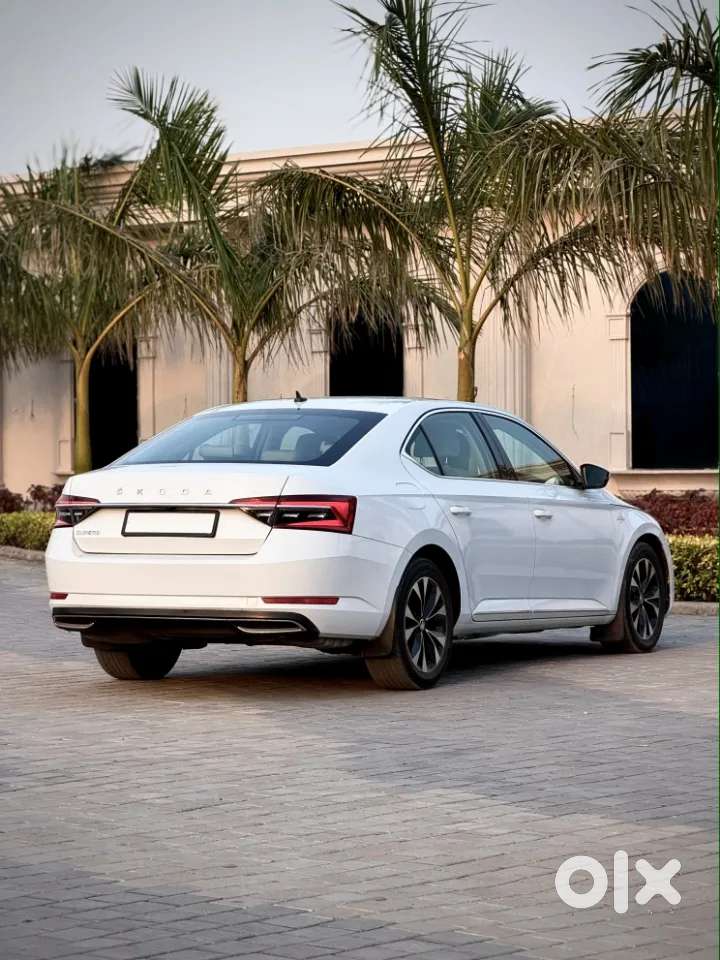 Skoda Superb 2.0 L&k Tsi At, 2020, Petrol
