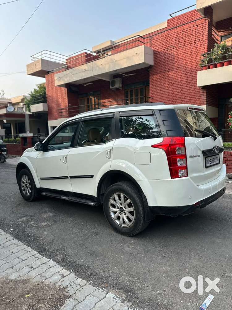 Mahindra Xuv500 2.2 W10 Sportz Edition Mt, 2016, Diesel