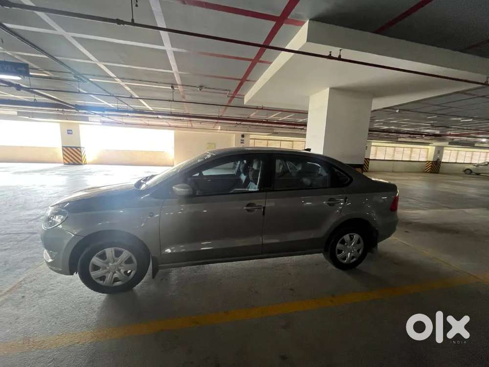 Skoda Rapid Ambition 2014