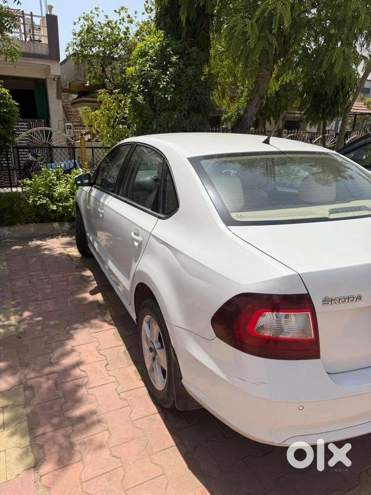 Skoda Rapid Petrol 2021