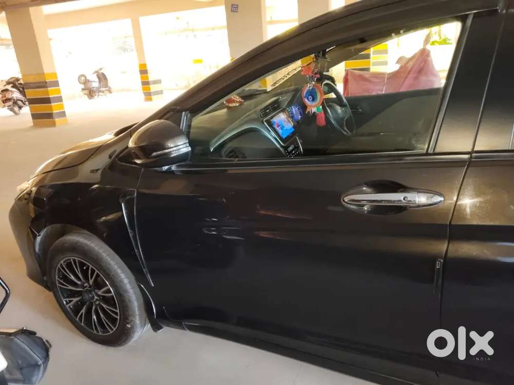 Honda City Automatic With Sunroof
